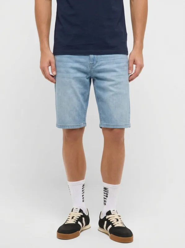 Mustang Troy Shorts Straight Fit bright blue denim