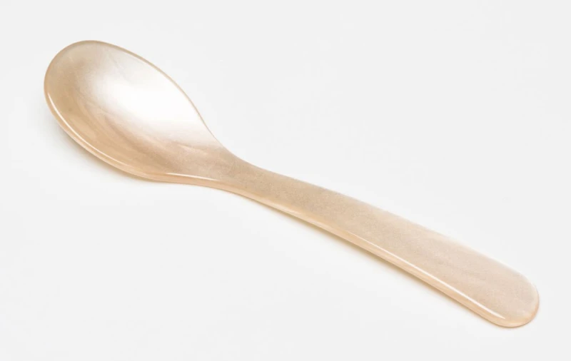 G.F. Heim Söhne Eierlöffel Acrylglas Perlmutt Optik Creme