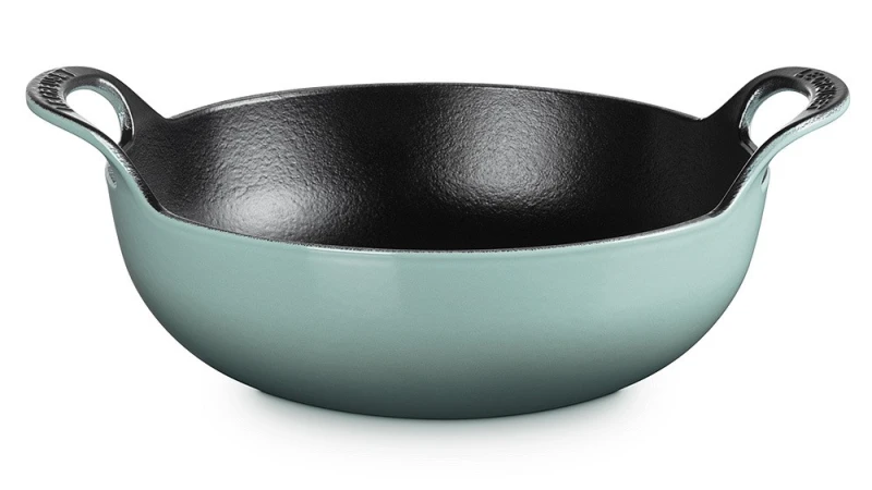 Le Creuset Balti Dish Schmorbräter Gusseisen Sea Salt 24cm