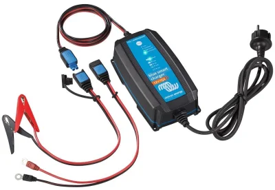 Victron Energy Blue Smart IP65 Ladegerät 12V 15A CEE 7/16