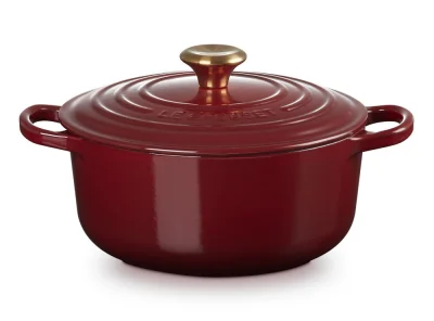 Le Creuset Bräter Signature Rund Gusseisen Garnet (Rhone) Bordeaux-Rot 20 cm