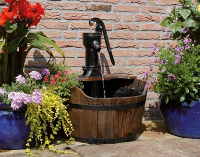 Ubbink AcquaArte Newcastle Gartenbrunnen Set Springbrunnen Holzfass